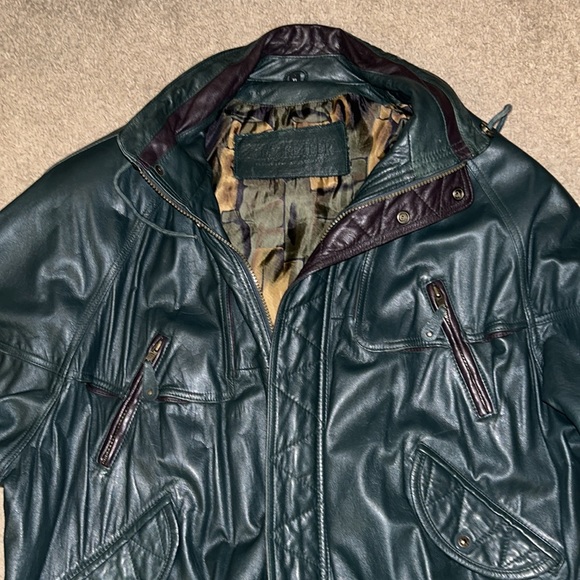 LEATHER JACKET - Picture 3 of 7